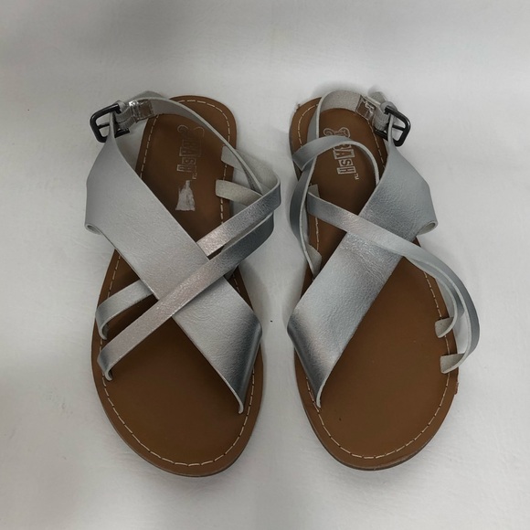 brash sandals
